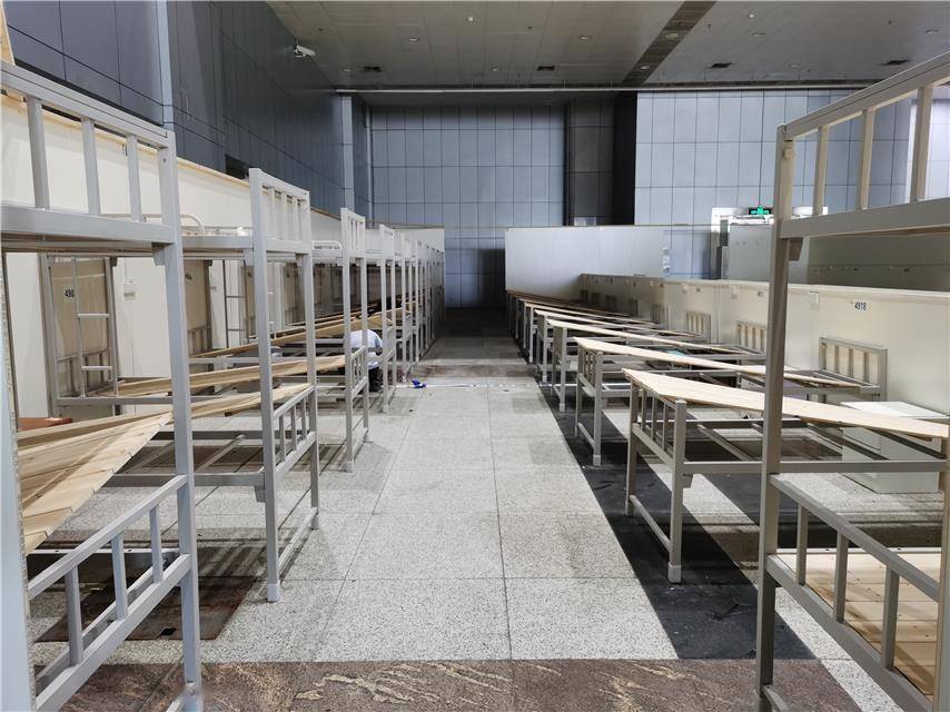 方舱|@4918床的读书哥，你的床位被永久拆除了！