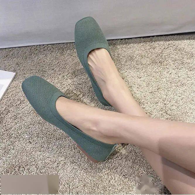 舒适柔软不累脚 98e885a9197744b9969bad522858383d.jpeg