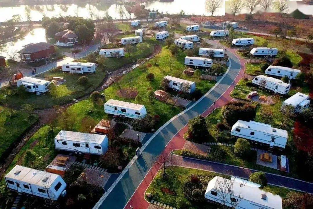入住房车营地
