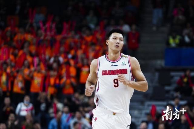 十冠王,广东宏远!