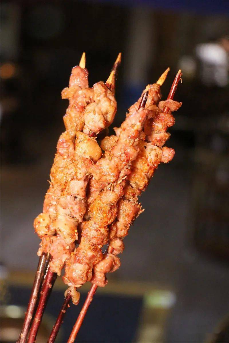肉汁|我在漳州侨村里吃烧烤！东北烧烤超强阵容！特权价+送酒！晚餐夜宵安排！