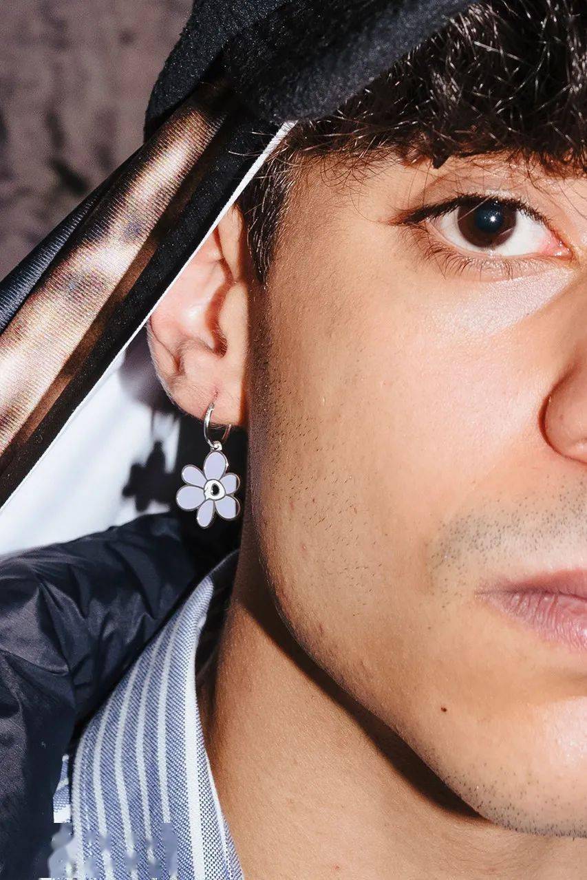 Into|ULSUM丨尽情展示地下亚文化