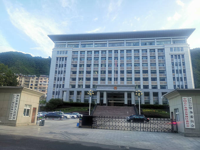 恩施户籍人口_恩施大峡谷图片(2)