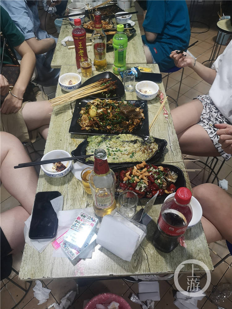 光盘|2020光盘行动丨怎么把烧烤吃完?大排档的“老饕”们都有自己的办法