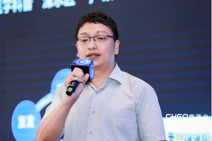 黄磊|腾讯医疗副总裁黄磊：从体系化知识图谱，切入诊疗全流程