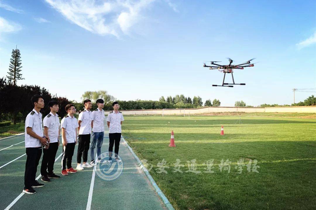 火车司机|补录通知：临沂地区火车司机5名、高铁乘务6名……初高中毕业生可报