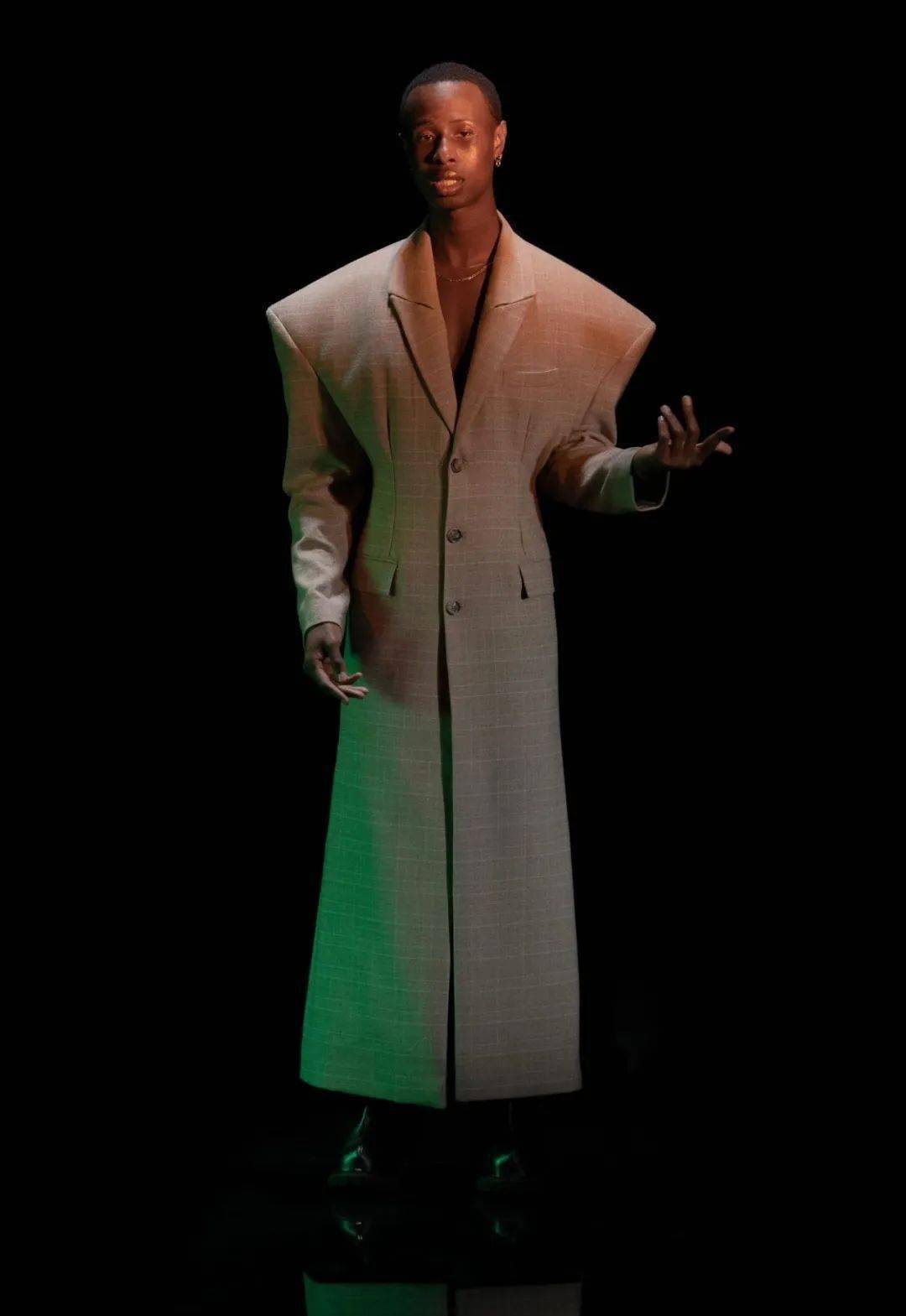 Anthony|夸张比例肩袖结构工艺设计！（廓形趋势）