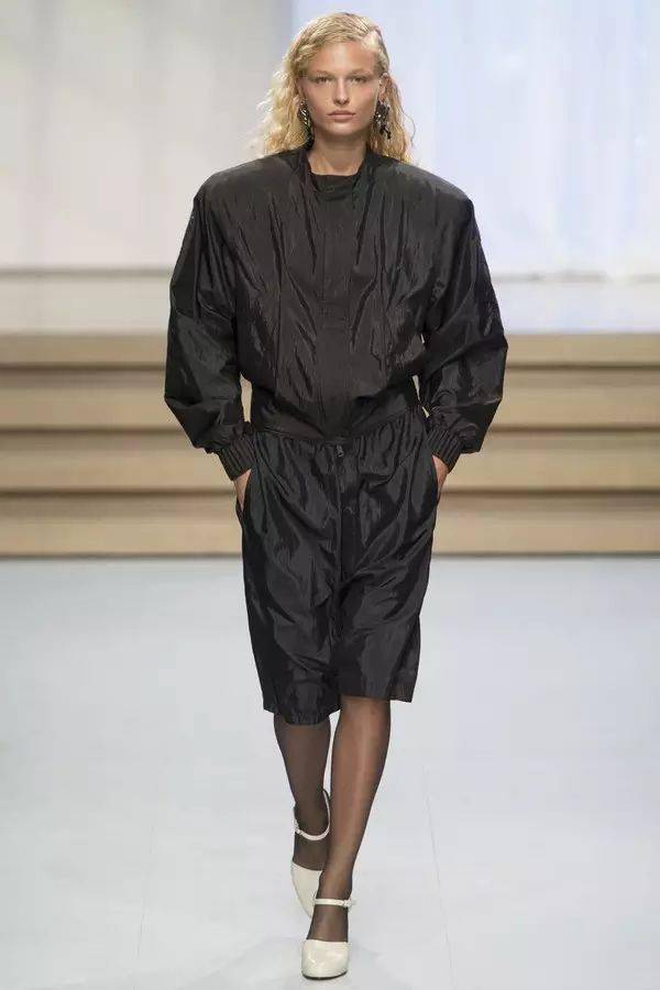 Anthony|夸张比例肩袖结构工艺设计！（廓形趋势）