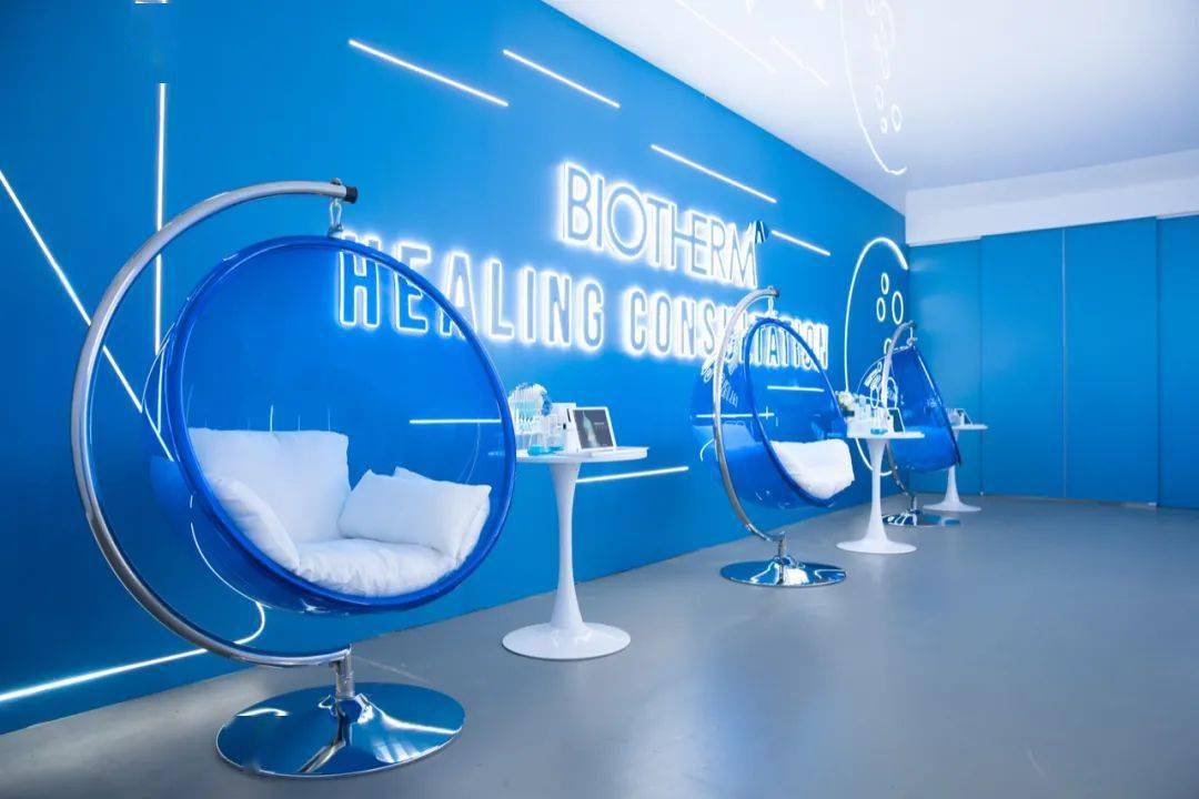 密室|和G.E.M.邓紫棋玩密室有意思，被她安利的小蓝瓶更有意思！