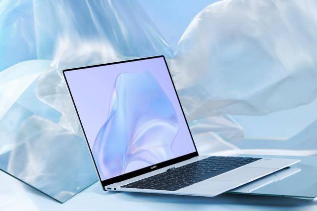 华为|第三代移动办公向智慧化升级 看华为MateBook X如何演绎