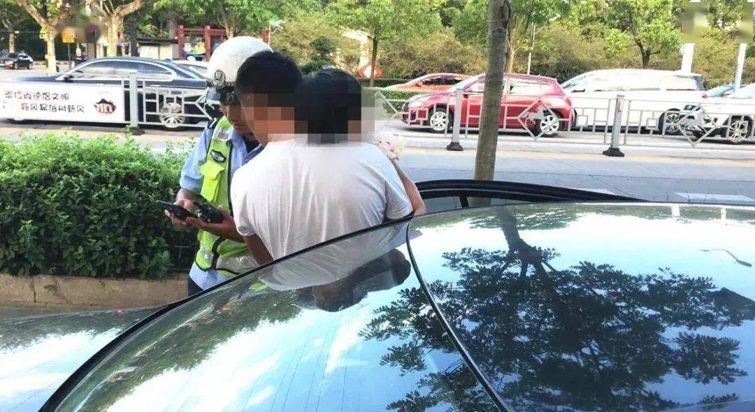 高温天气，泰州这个家长竟把3岁女童遗忘车内，被发现时……