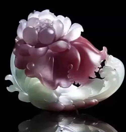 玛瑙|杨杨：5大“美人玉”，价格低哭了！却颜值不输翡翠，质感媲美羊脂！