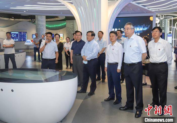 区块|致公党中央赴贵州开展推进大数据区块链发展重点考察调研