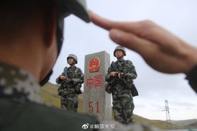 描红|5名老兵最后一次巡逻，为界碑描红