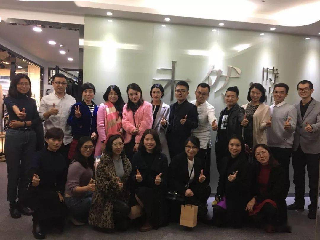 社群|欢迎加入时尚圈最有价值的社群：冷芸时尚圈！