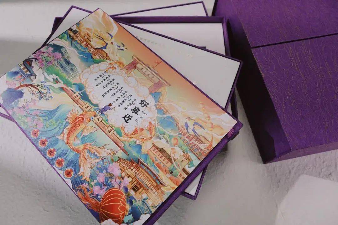 鲜花|3D校门、AI助手、鲜花“带货”……高校录取通知书精彩亮相