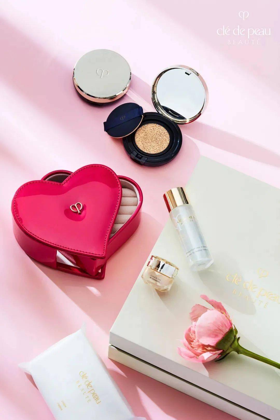 礼盒|男朋友先放一放，趁情人节买套美容品挺值的！