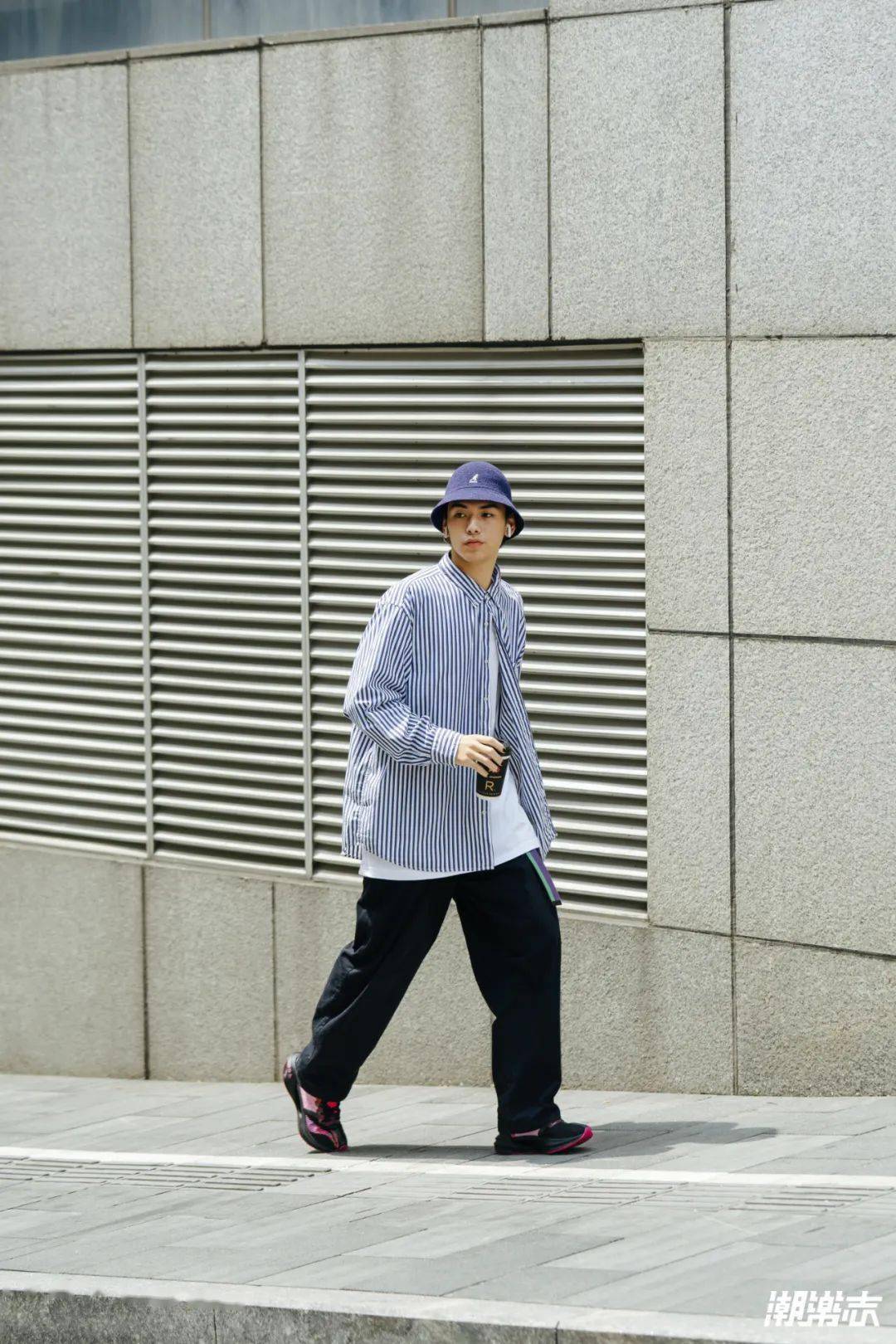 跑鞋|造型特辑 | 打破专业跑鞋“不时髦”的刻板印象,或许要看李宁「绝影」。