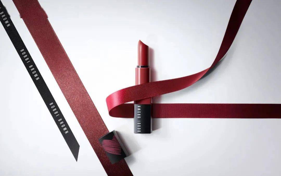 礼盒|男朋友先放一放，趁情人节买套美容品挺值的！