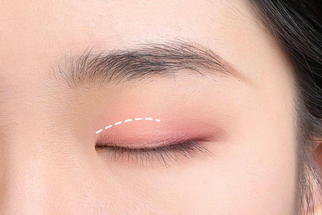 成功|素人改造|让你约会成功“换头”的妆容,全教给你们!