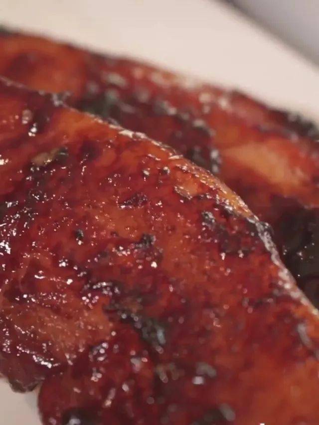 五花肉|色泽十分诱人，带着酱香，食欲大增！广东家庭版叉烧