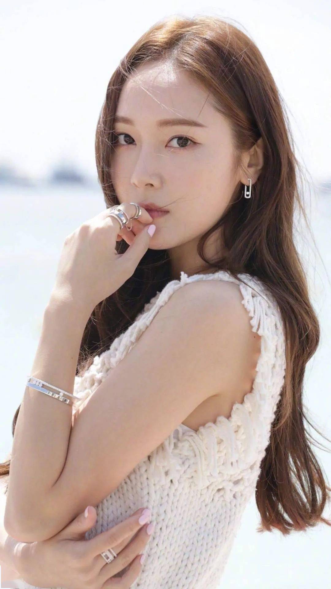 发型|火遍全网的“茶艺”发型太绝了！实用又显脸小，颜值秒加100分！