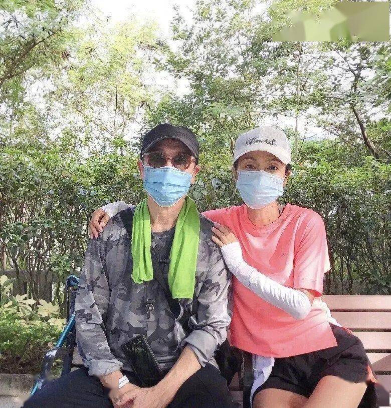 加油！中风传言不攻自破，71岁TVB老戏骨约旧友爬