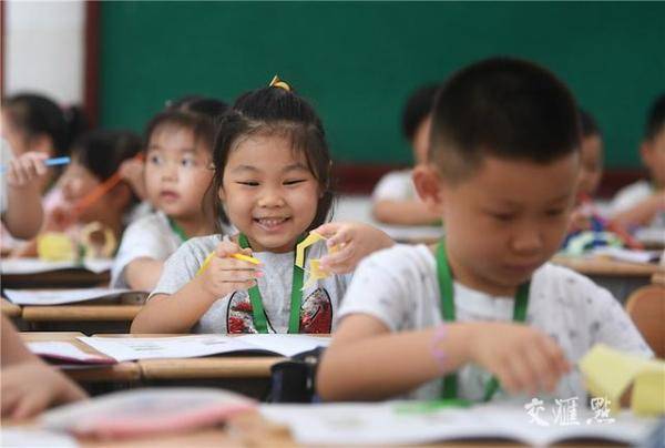 新生|小学新生精彩第一课，我有一双勤劳的手