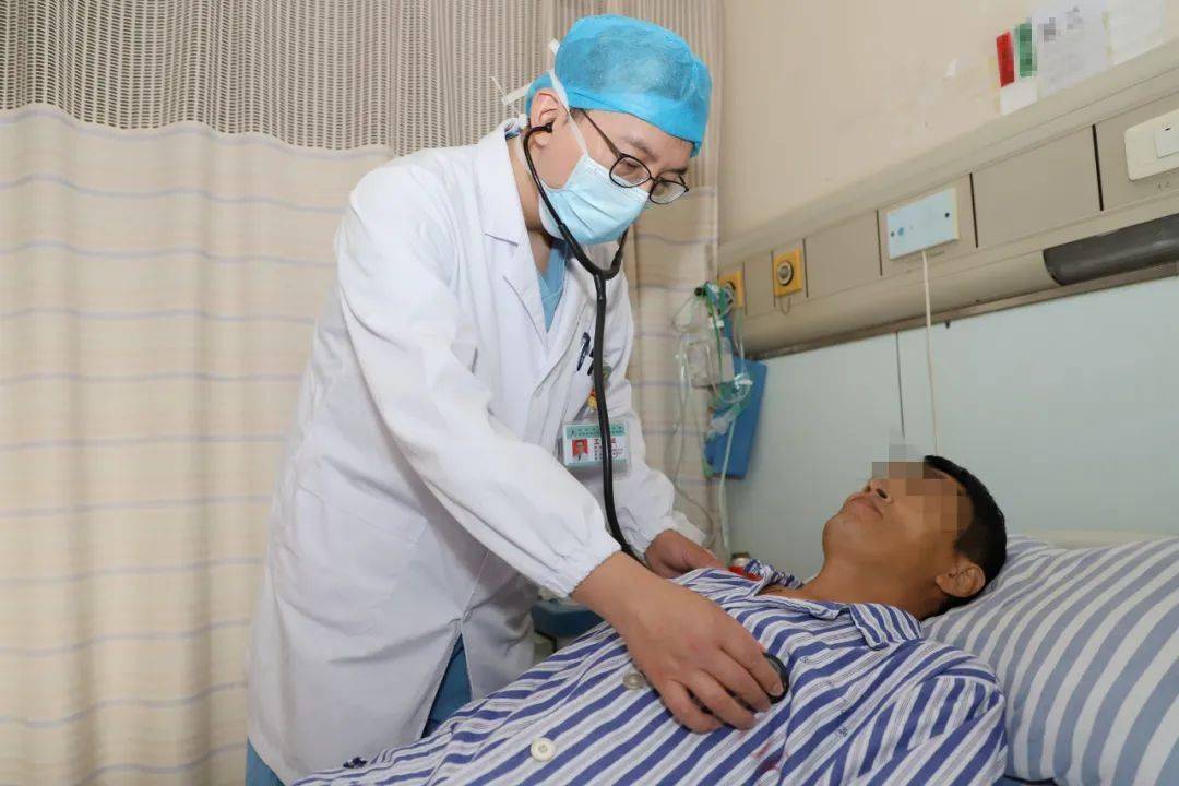 患者|一家三人都是高个子、大长腿，竟然是这种可怕的遗传病！