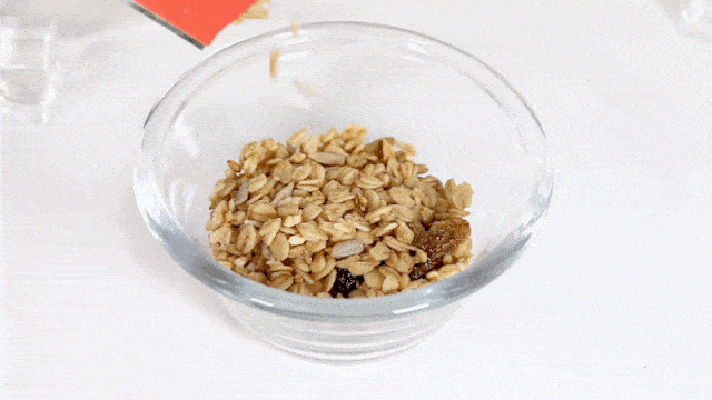 c0d8b04ecce64e69a0a21b04accf6638.gif