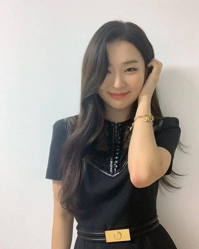 眼线|姜涩琪的眼妆迷倒了我，学习单眼皮怎么画都好看的秘诀