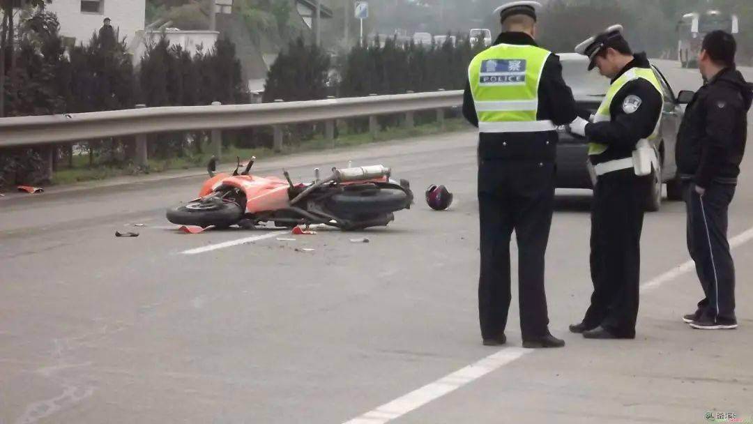 JDB电子试玩网页版:
曝光!富顺不守交通规则行为曝光 这期又是谁上榜(图8) JDB电子试玩网页版:
曝光!富顺不守交通规则行为曝光 这期又是谁上榜(图8)