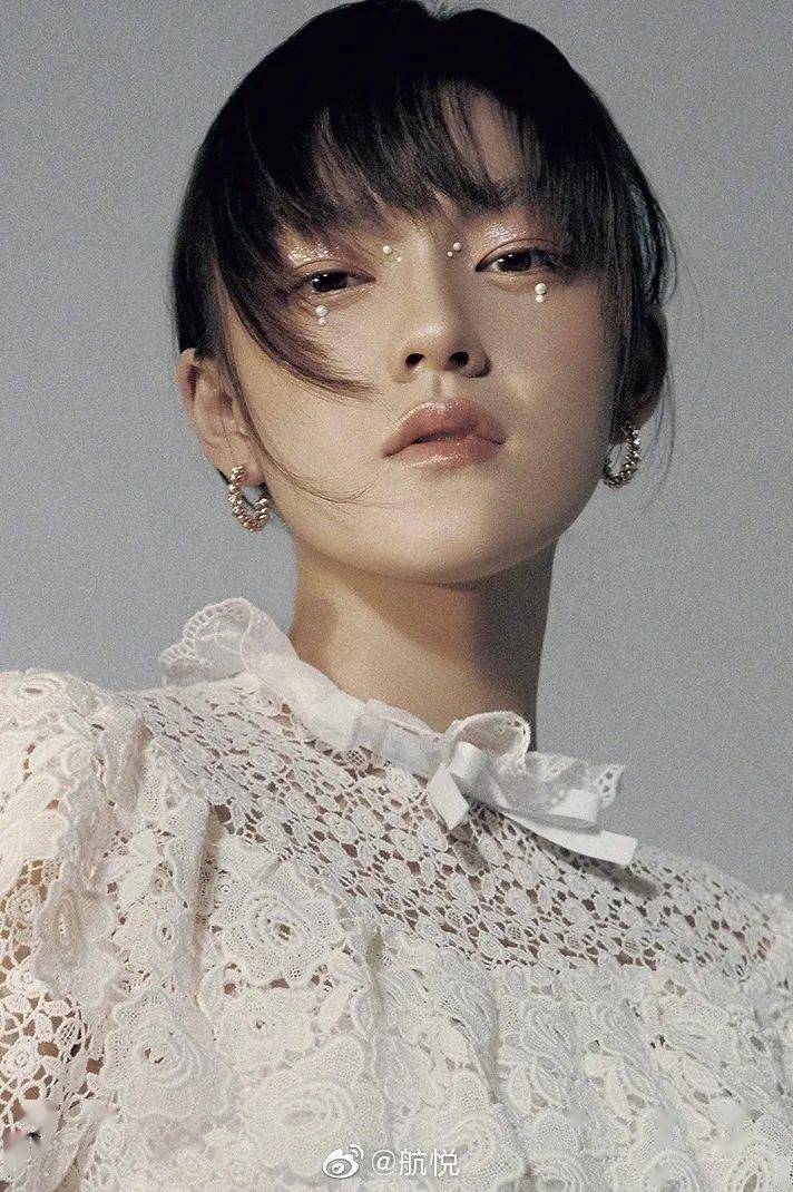 睫毛|徒手画底妆？火柴烫睫毛？百万明星化妆师的妆容重点全在这儿了！