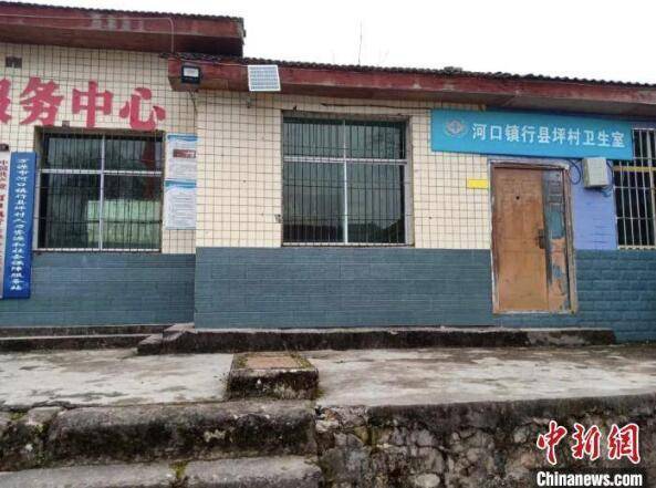 监控|四川万源一村委会3吨重百年石狮被盗：嫌疑人被抓获