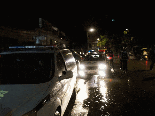 47%;共立九类案件  143起,刑拘  325人,逮捕直诉  258人,打掉涉恶犯罪