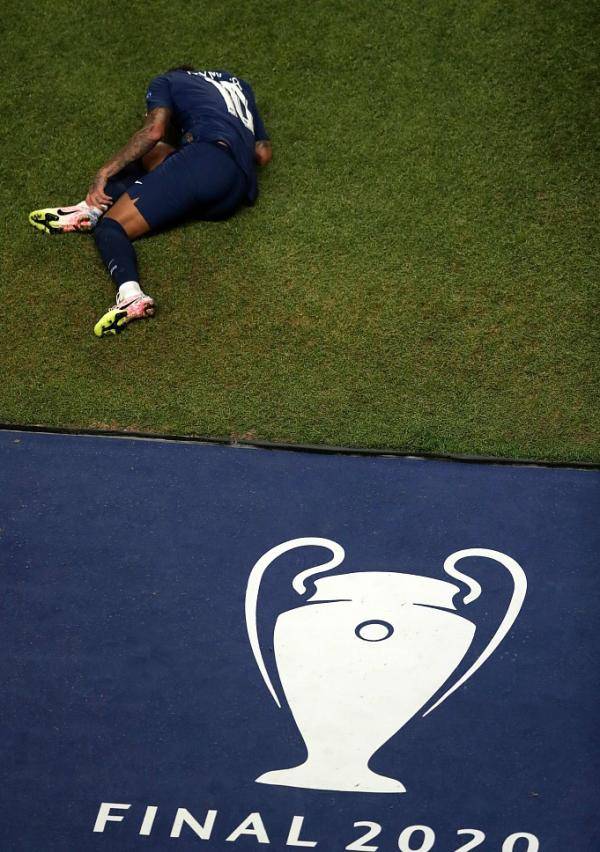 欧足联|一场转播商与欧足联的“战争”：疫情下赛事版权费如何打折