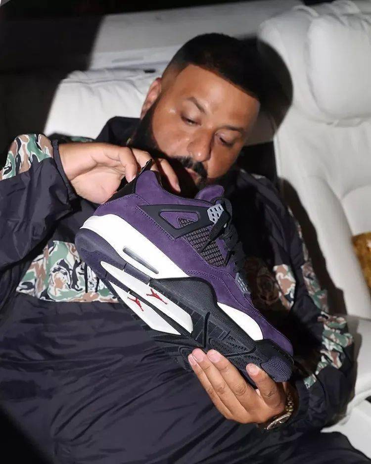 Yeezy|鞋柜就值 1.5 亿!他和 AJ 联名,却对侃爷原味 Yeezy 情有独钟!