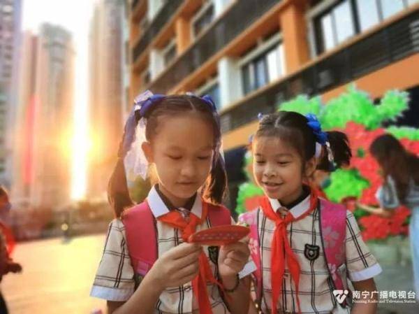 南宁|今天，南宁校园迎来一批小可爱！有你家的吗？