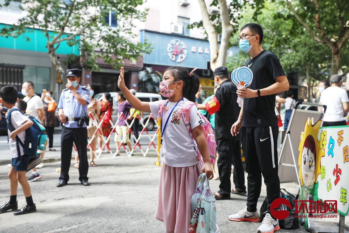 中小学|今天，武汉市2842所中小学幼儿园的139.9万学生全面开学