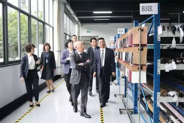 日本|本想当宅男终老，却成日本首富，他都经历了什么？