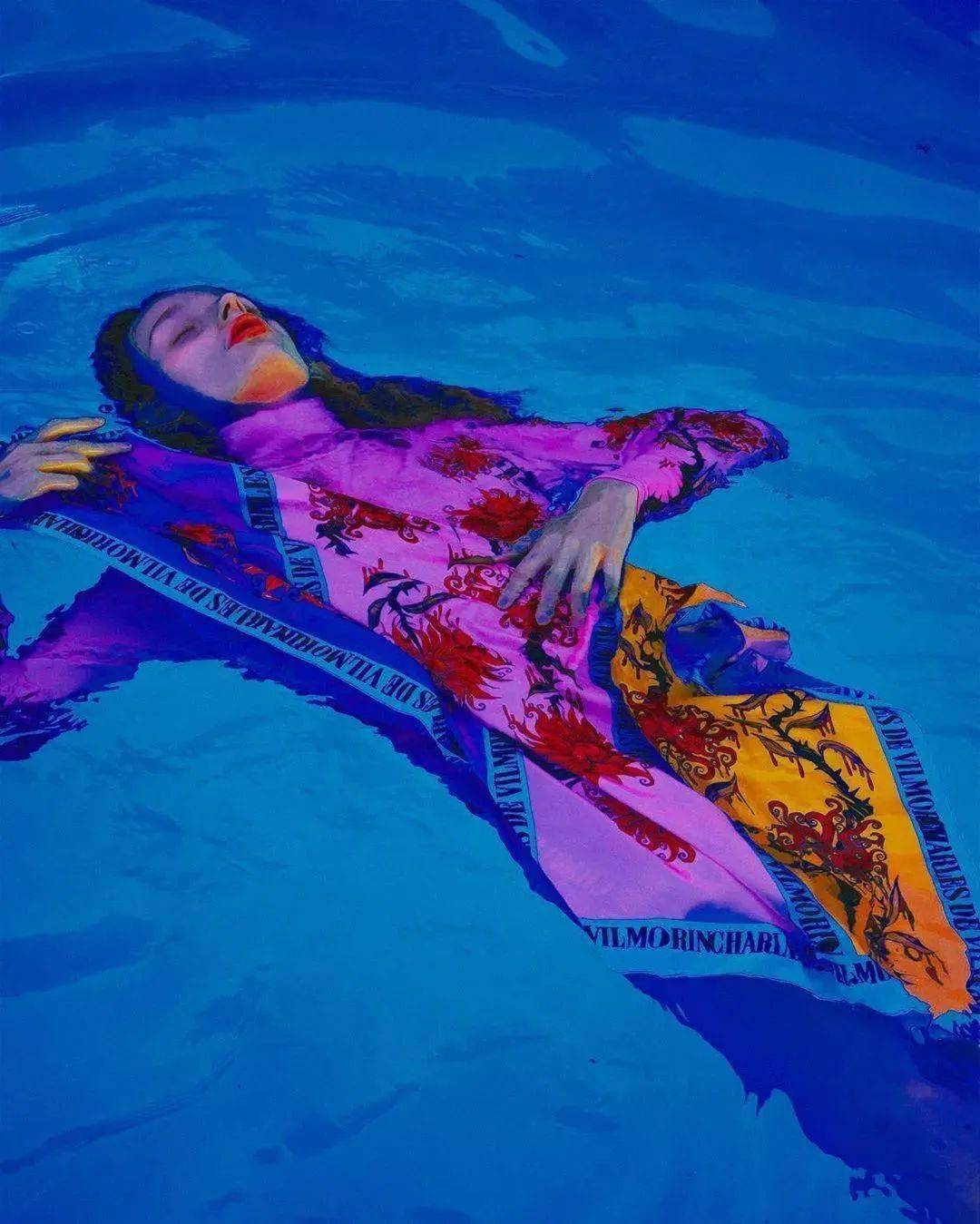 时装|才华出众&神仙颜值的新锐设计师