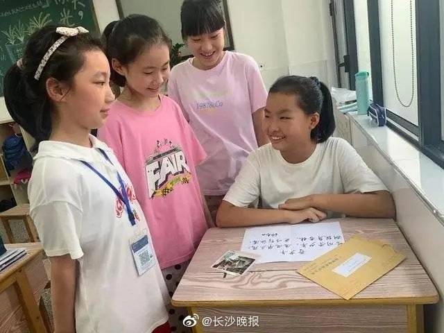 钟南山|全网羡慕！她收到钟南山的“开学礼物”