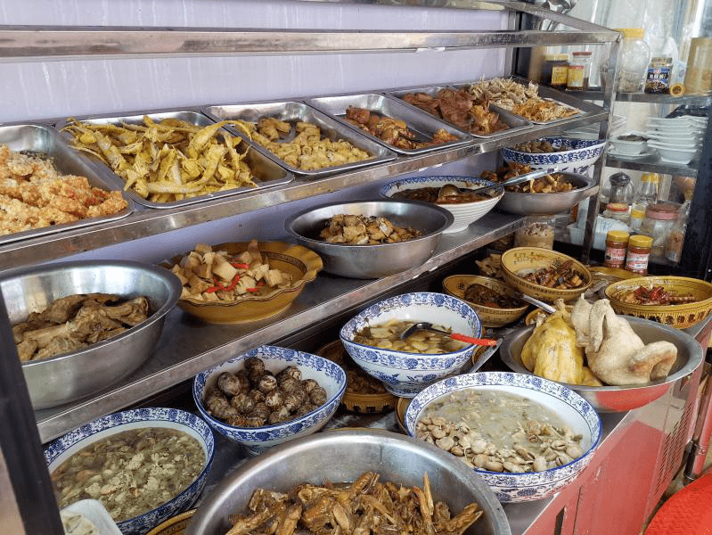 【食品安全"红黑榜"(54)】供应凉菜的餐饮店哪家更靠谱?