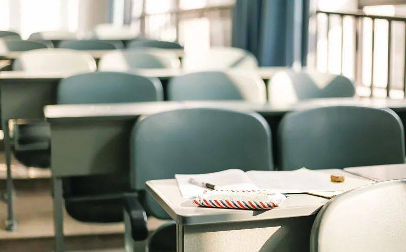 开学排座位,老师揭秘"学霸区"真正位置是这里!