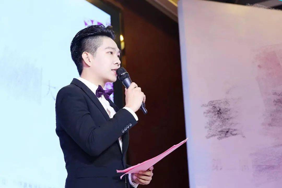广东广播电视台主持人 广东广播少年语言艺术团导 师 所在频道:广东