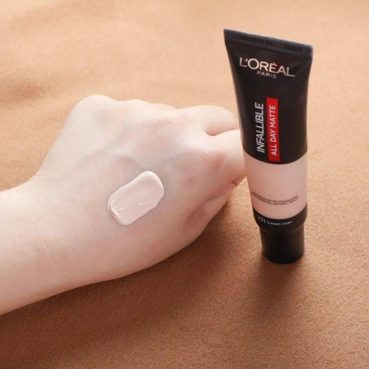 大牌|粉底越大牌越好用？测完这6款粉底之后我惊呆了！