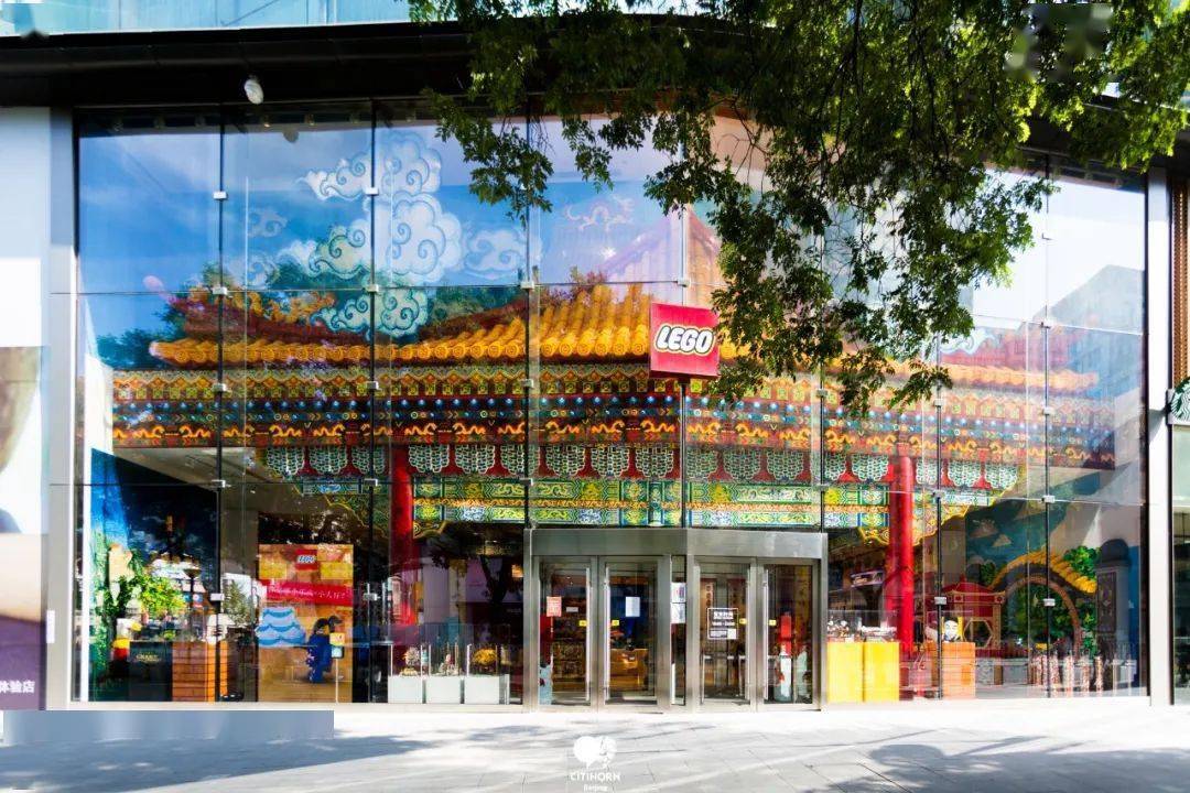 哈利波特|巫师们速来集合！乐高旗舰店要过生日啦，还把对角巷搬到了王府井！