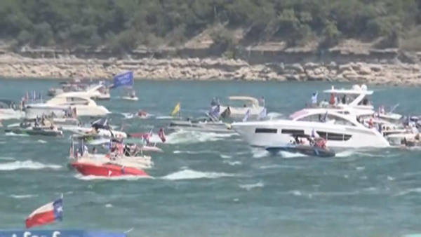 川普支持者组织船队游行，沉了至少4艘船