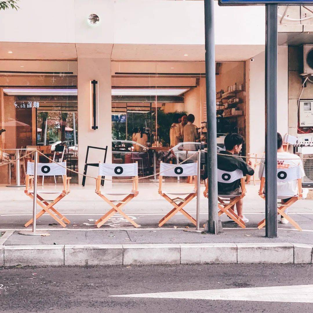 shop|编辑之选｜凭设计出圈的酒吧主理人Derek，又开了一家“拒绝被定义”的家居集合店