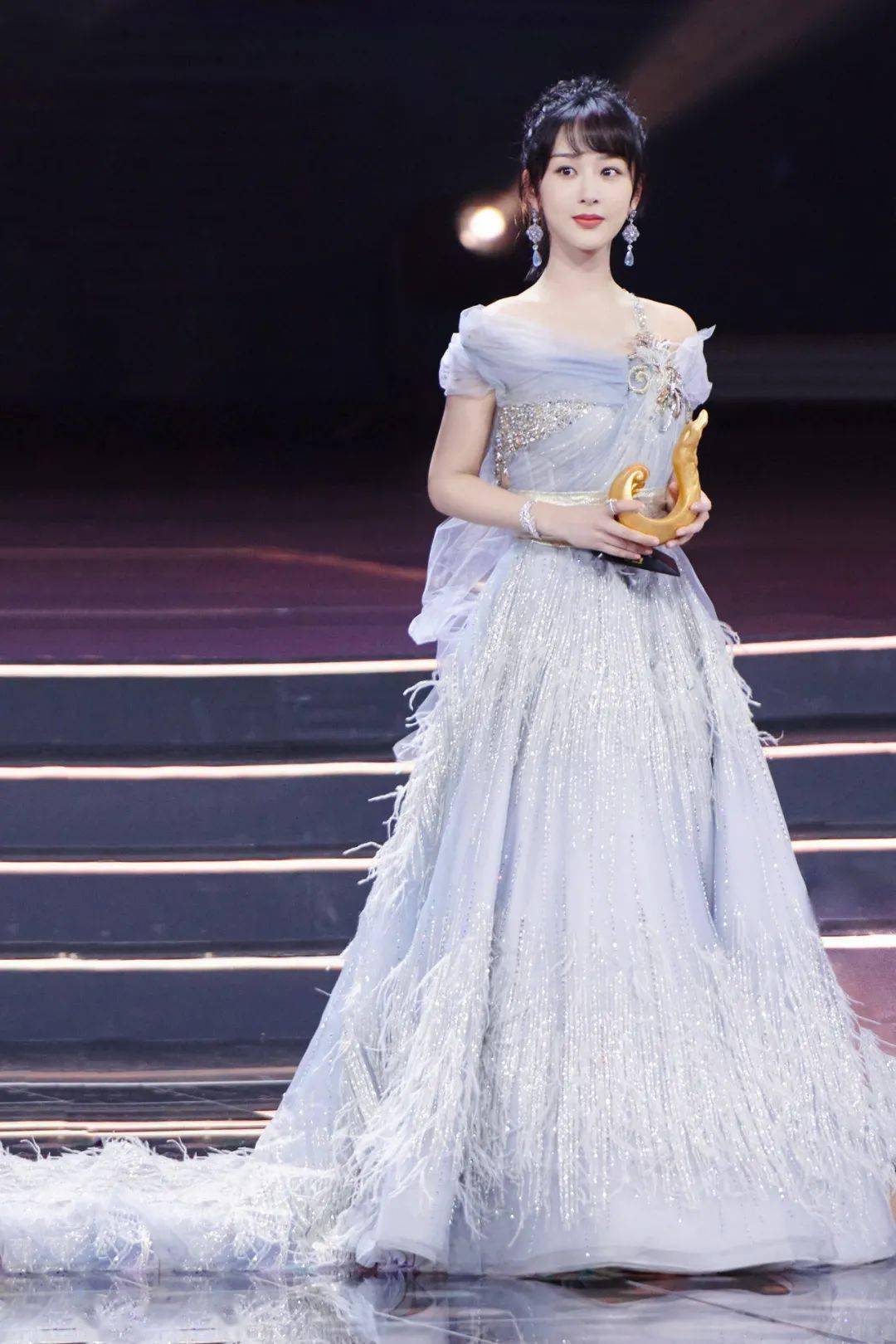 眼妆|都说赵丽颖、杨采钰美了好多，我总结了8条她们的变美经！